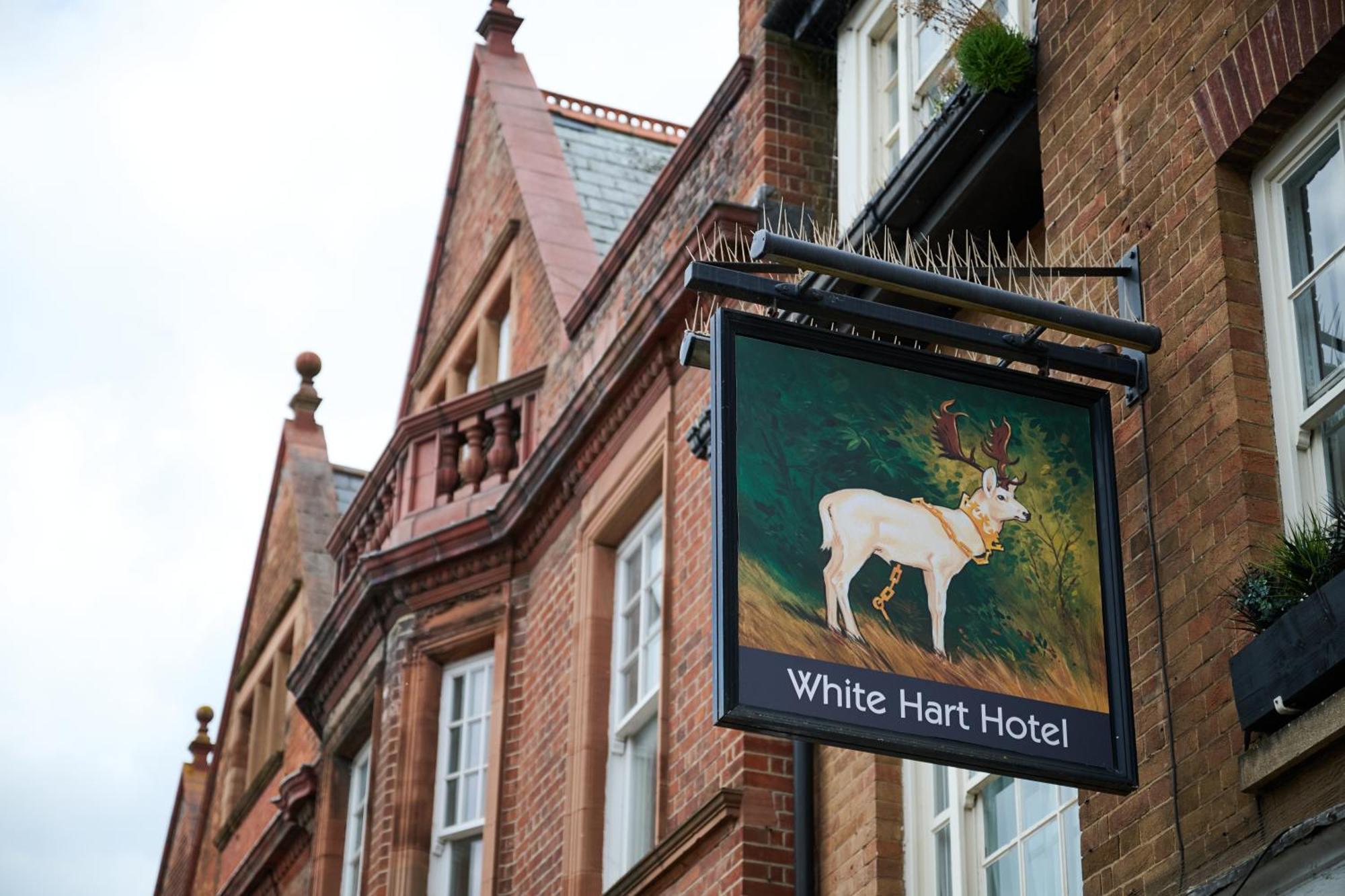 White Hart, Newmarket By Marston'S Inns 외부 사진